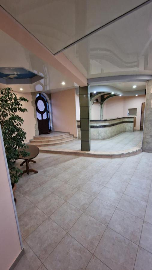 Polo Hotel Yerevan Exterior photo